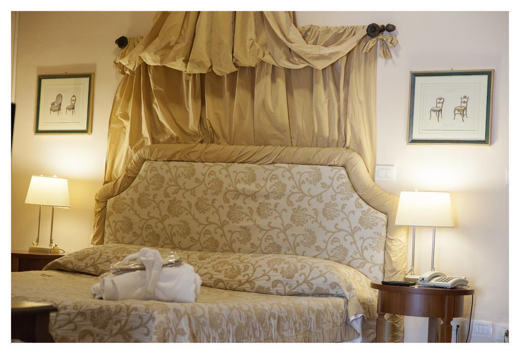 Palazzo Guiderocchi Hotel Ascoli Piceno megye Kültér fotó
