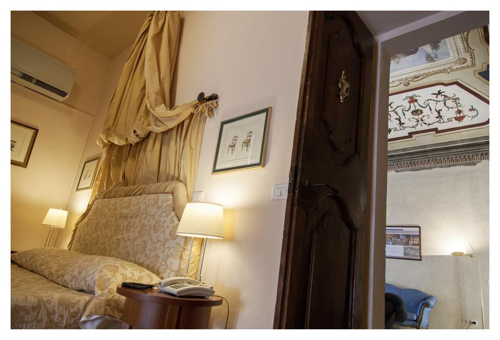 Palazzo Guiderocchi Hotel Ascoli Piceno megye Kültér fotó